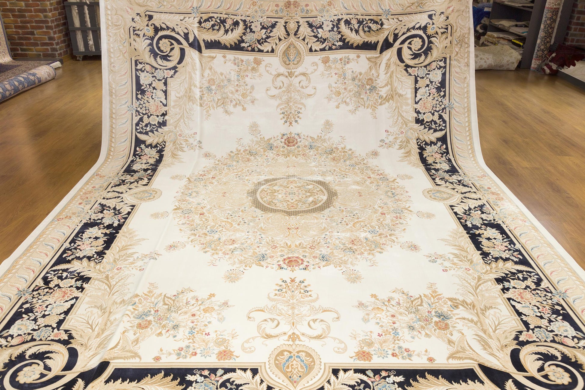 10x13 ft, Fine Blue Classic Oreintal Silk Rug: Bamboo Medallion viscose carpet