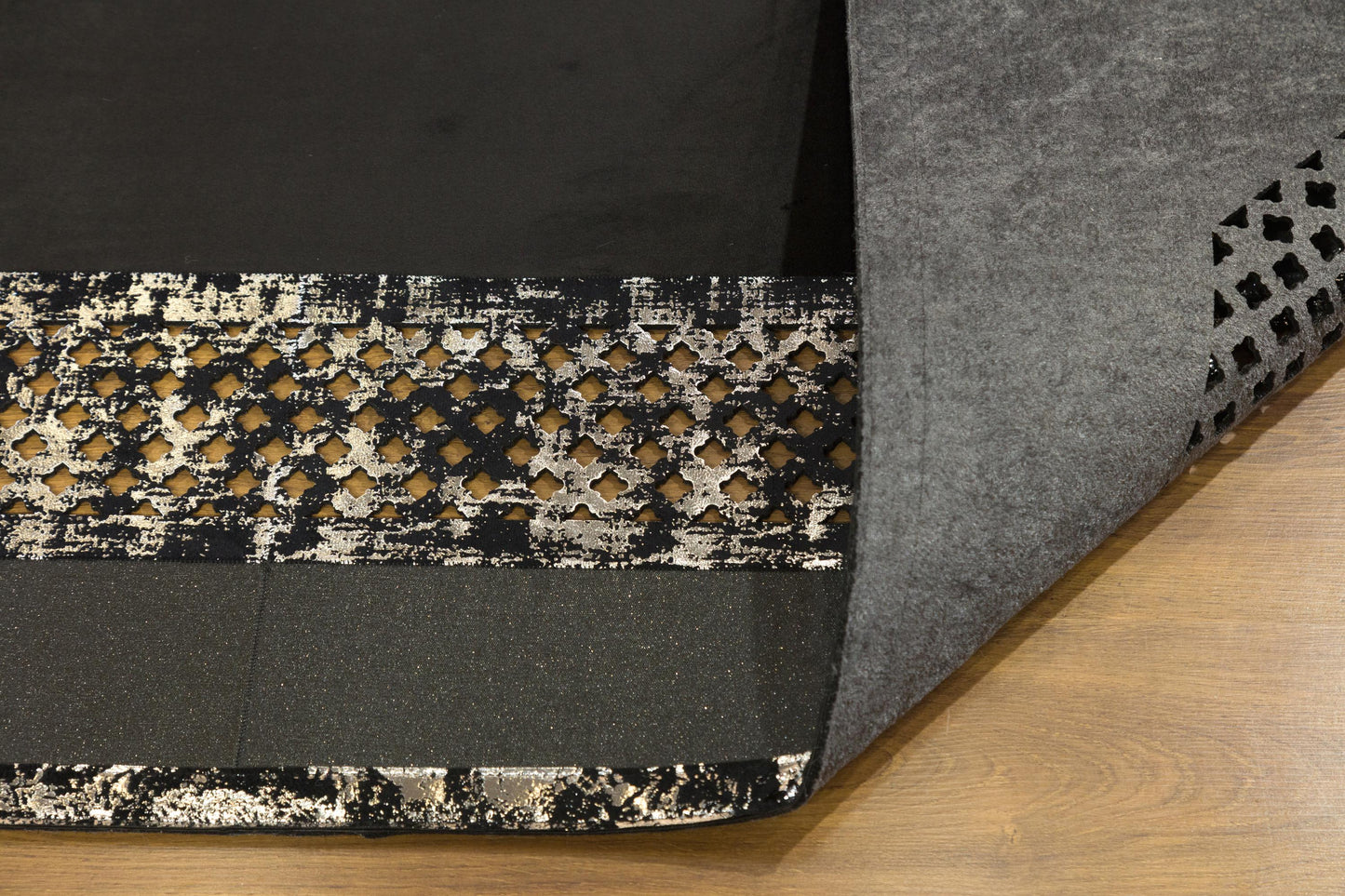 Octagon Faux Leather Rug: 5x7ft Black Modern Laser-Cut Carpet