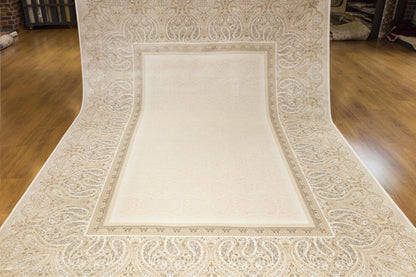 8x11 ft, Beige Classic Silk Rug with paisley desing on the border, fine fringes