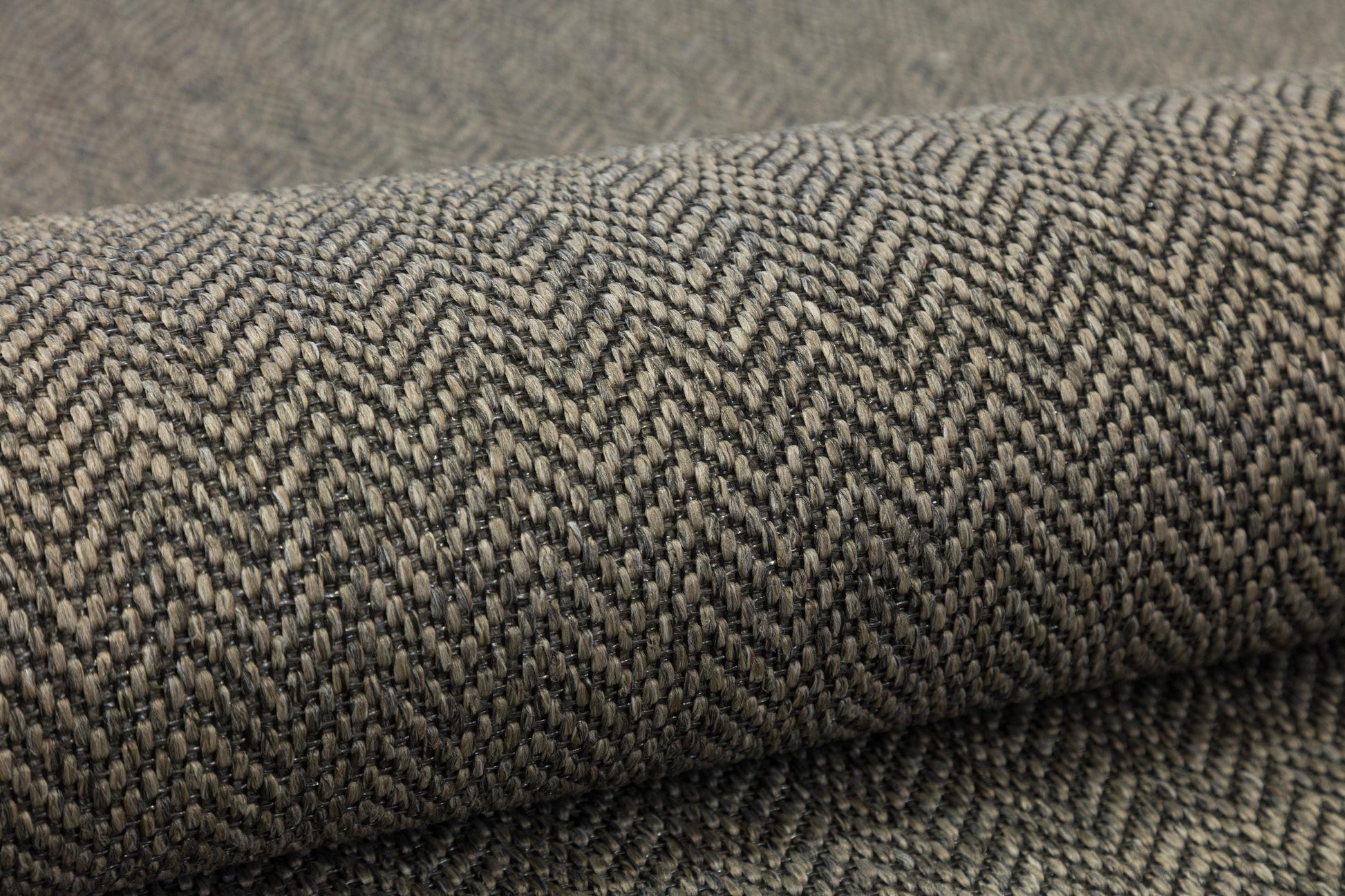 Modern Herringbone Flatweave Rug: Tan Border, 5x7 Area Carpet