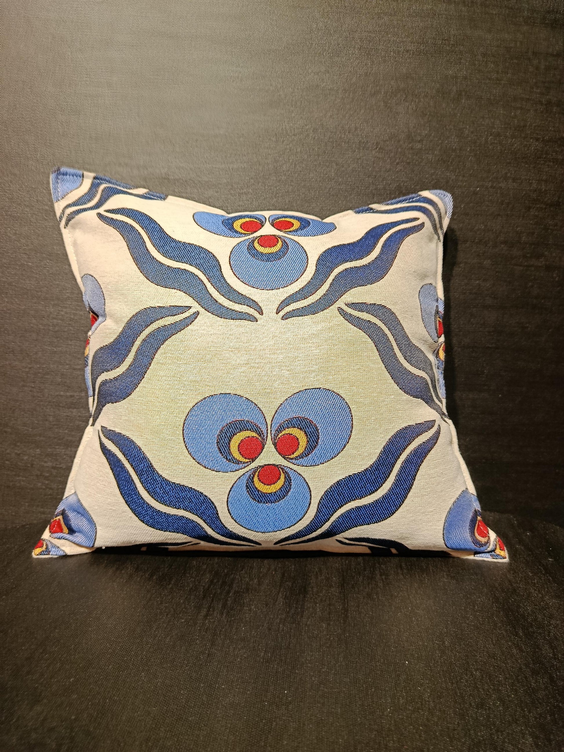 Blue Floral Tapestry Cushion Cover: 40x40 cm Jacquard Pillow