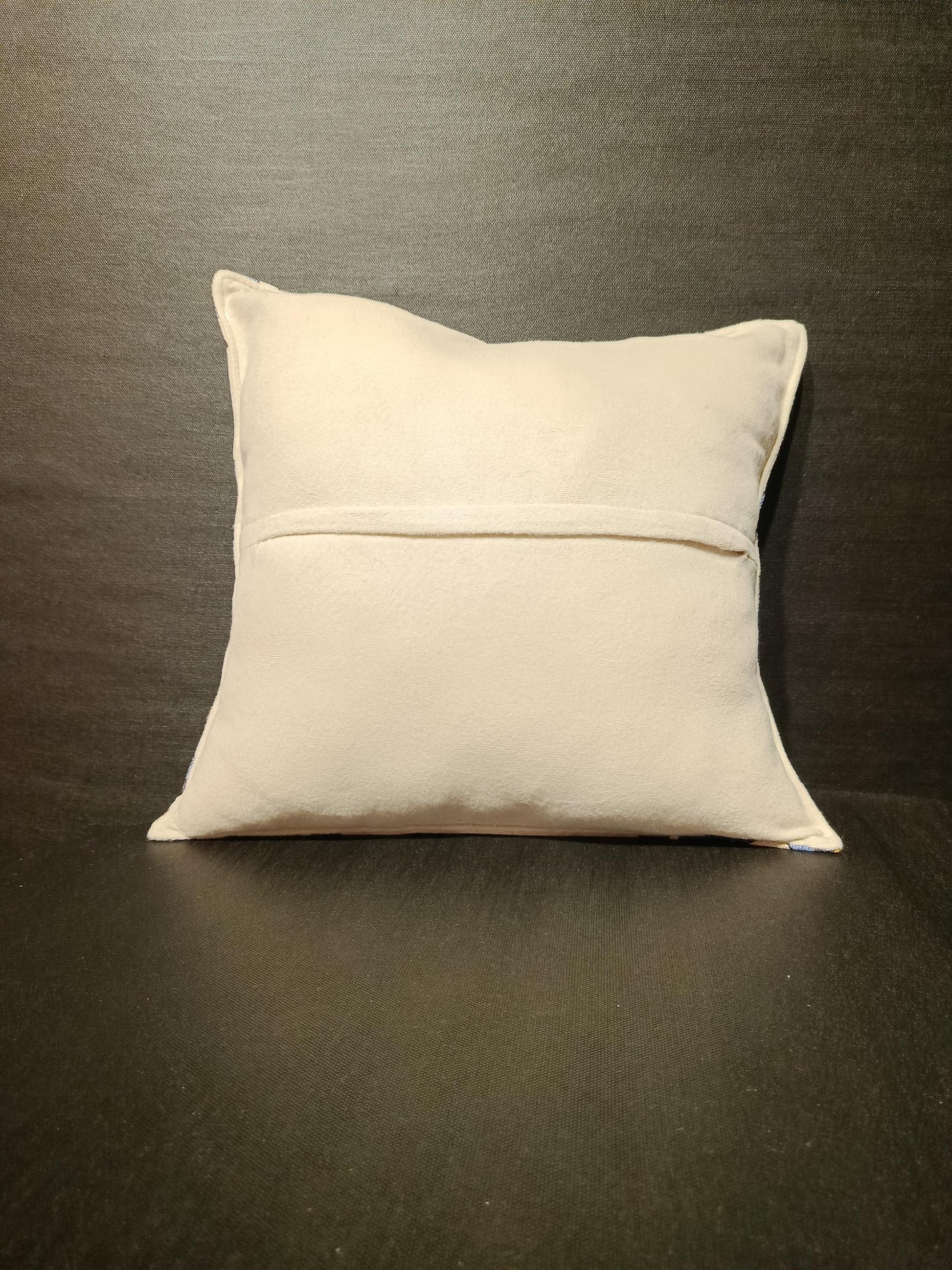 Blue Floral Tapestry Cushion Cover: 40x40 cm Jacquard Pillow