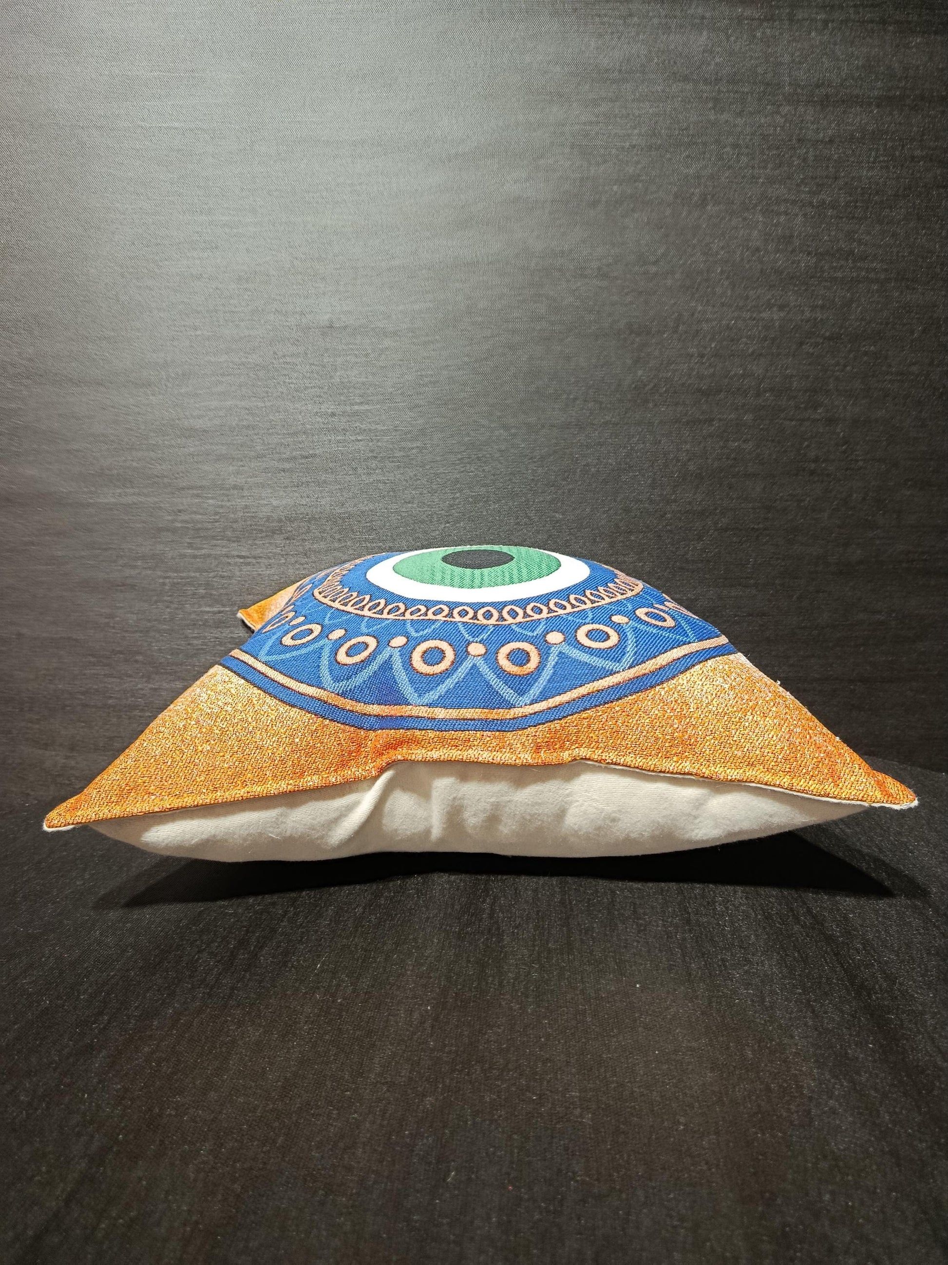 Evil Eye Tapestry Pillow Cover: Turkish Nazar Cushion, 40x40cm