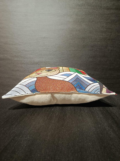 Abstract Cat Tapestry Pillow Cover: Modern Geometric Decor