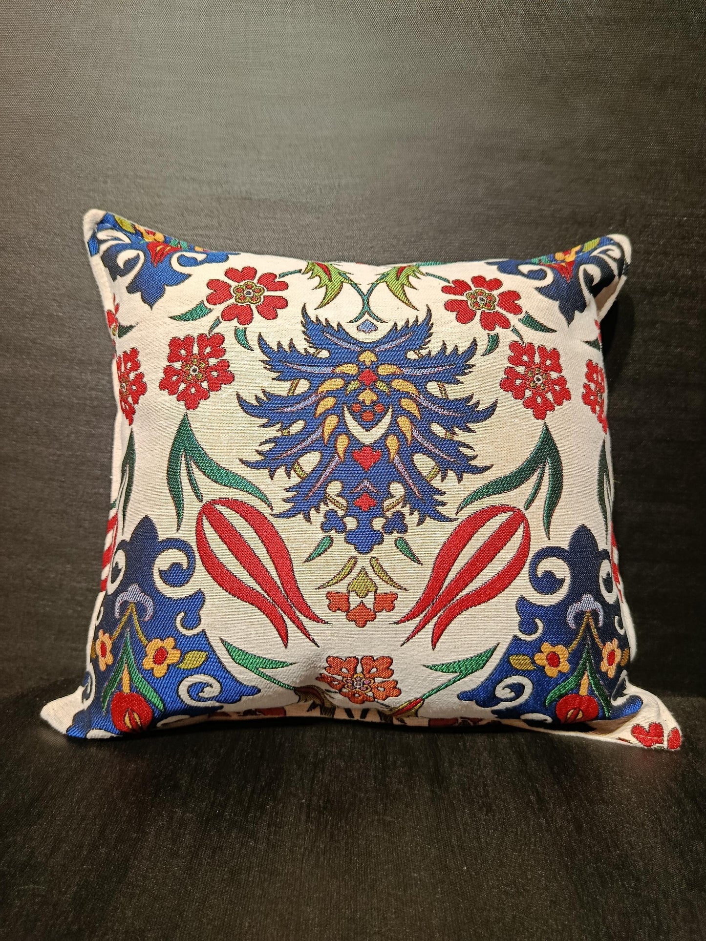 Ottoman Tulip Floral Cushion Cover: Turkish Tapestry Pillow, 40x40cm