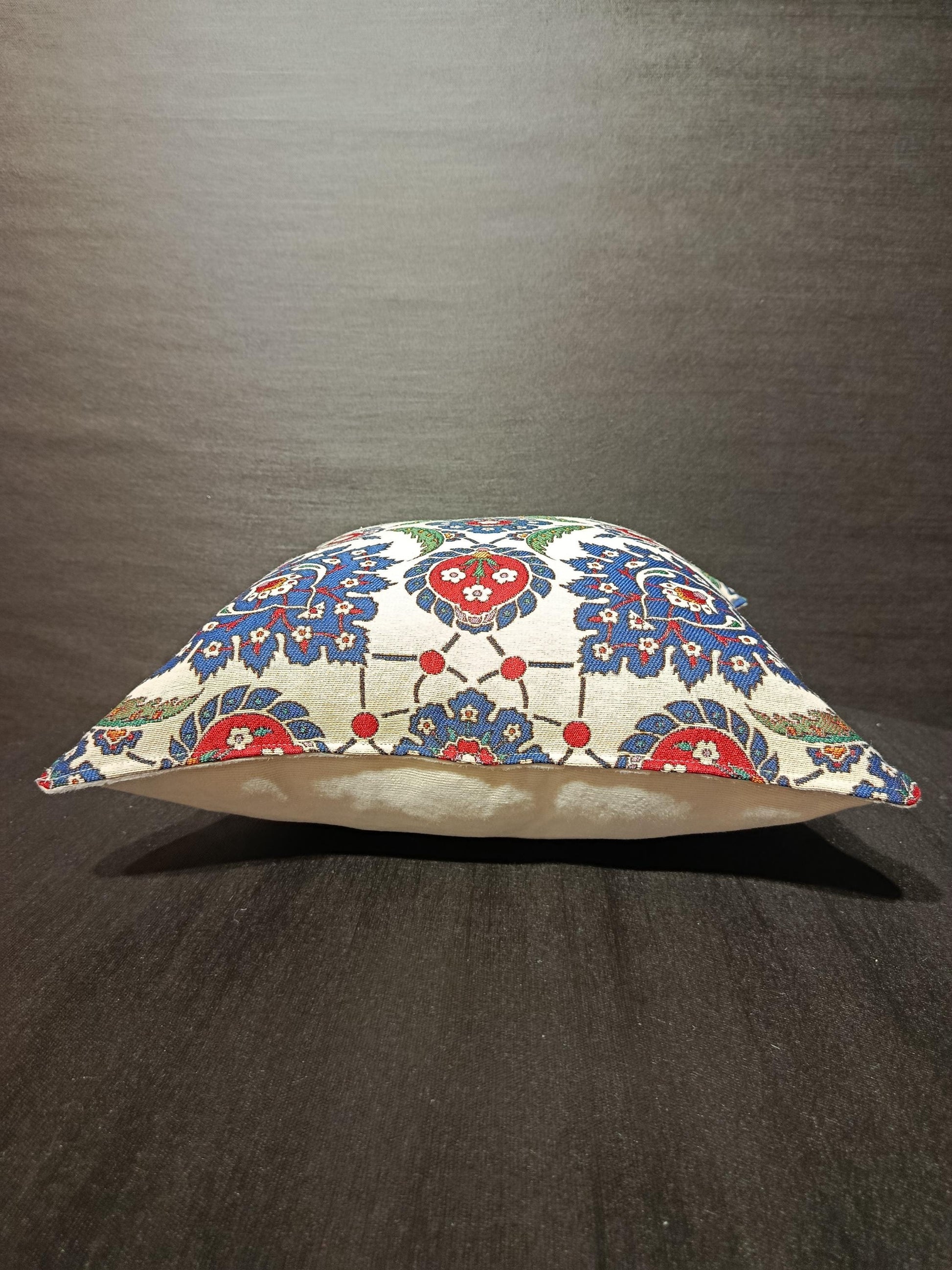 Floral Medallion Tapestry Cushion Cover: Ottoman Jacquard Pillow, 40x40cm