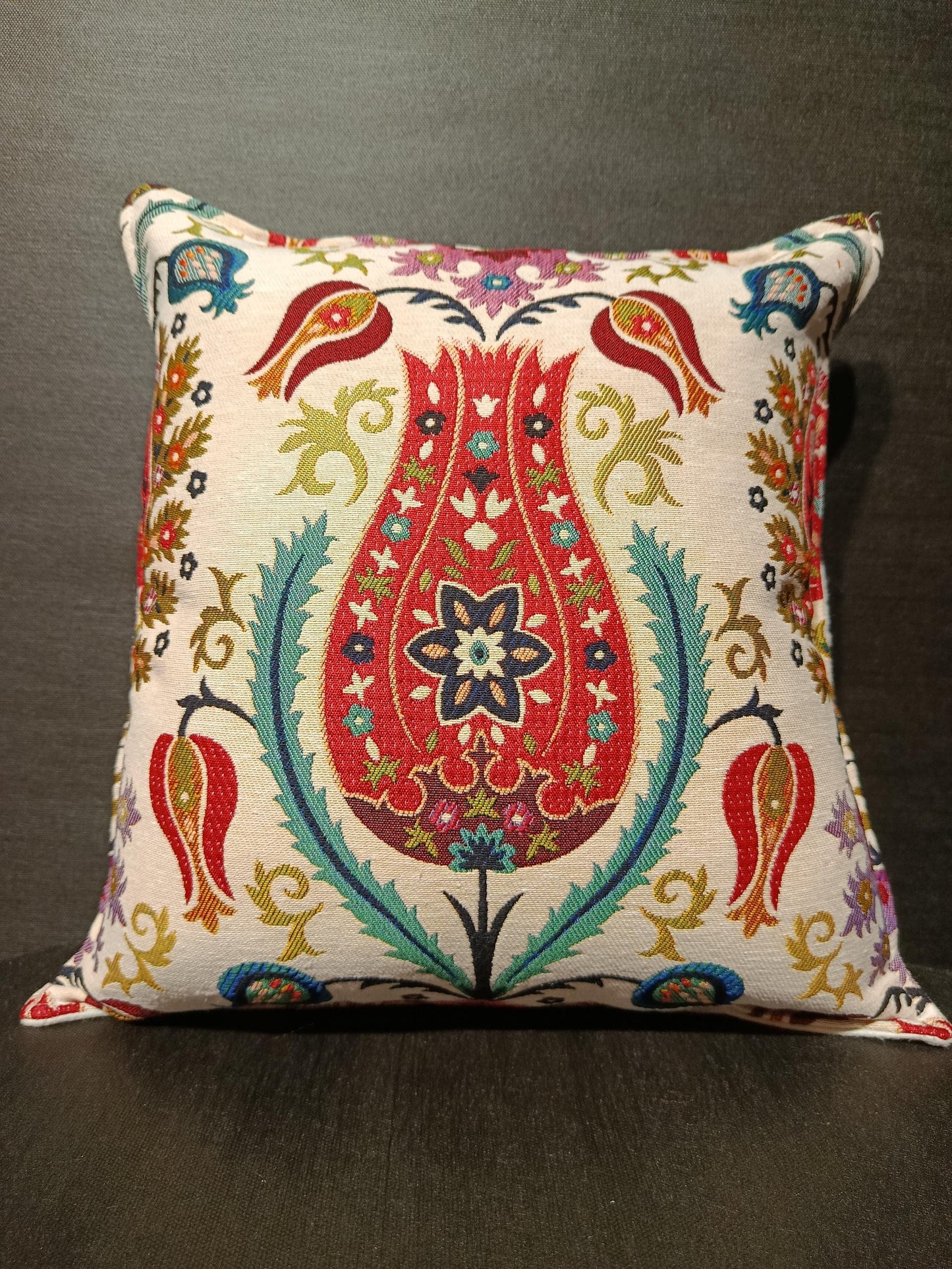 Red Tulip Ottoman Cushion Cover: Gobelin Jacquard Turkish Pillow