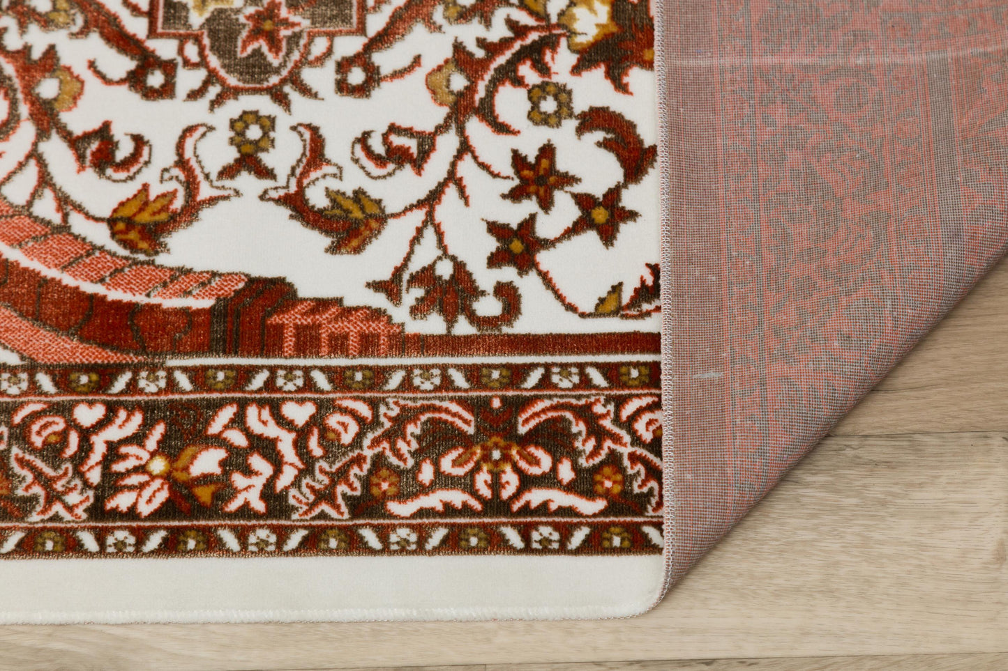 Floral Turkish Prayer Rug: Elegant Mihrab Design - Made in Türkiye