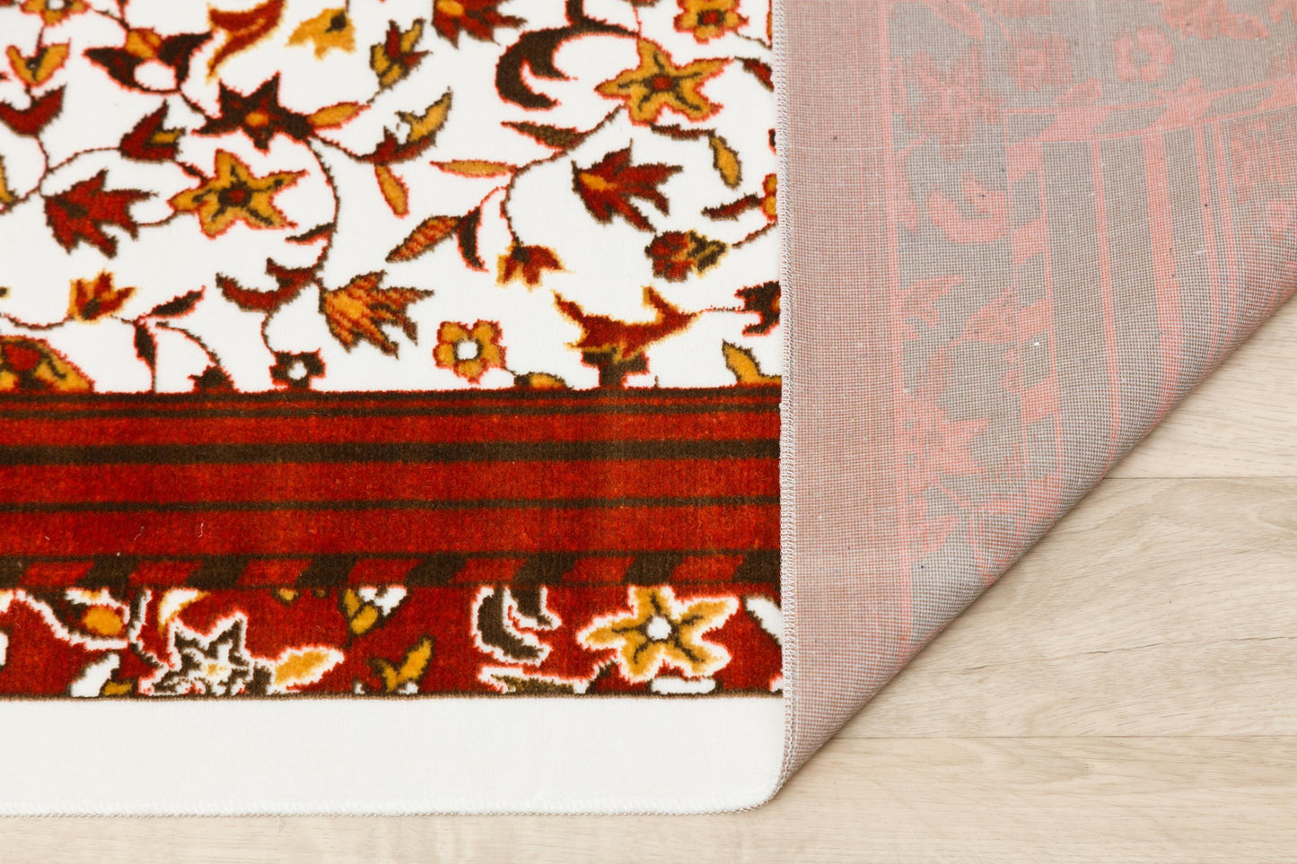 Floral Turkish Prayer Rug: Elegant Mihrab Design - Made in Türkiye