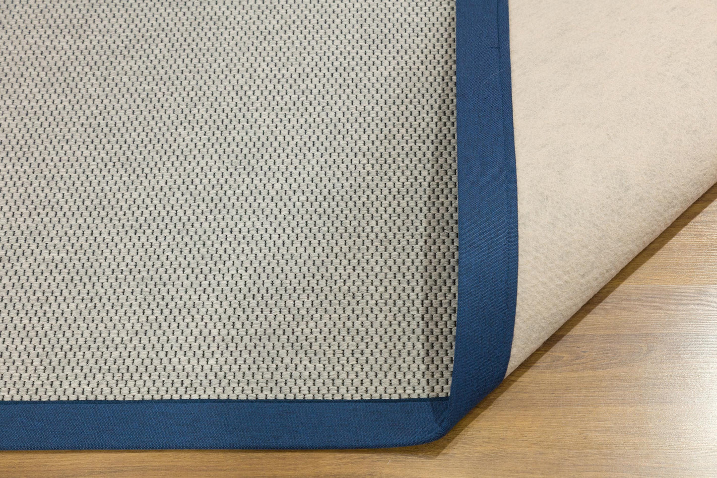 Modern Beige Jute Rug: Blue Fabric Border, Flatweave Outdoor/indoor carpet