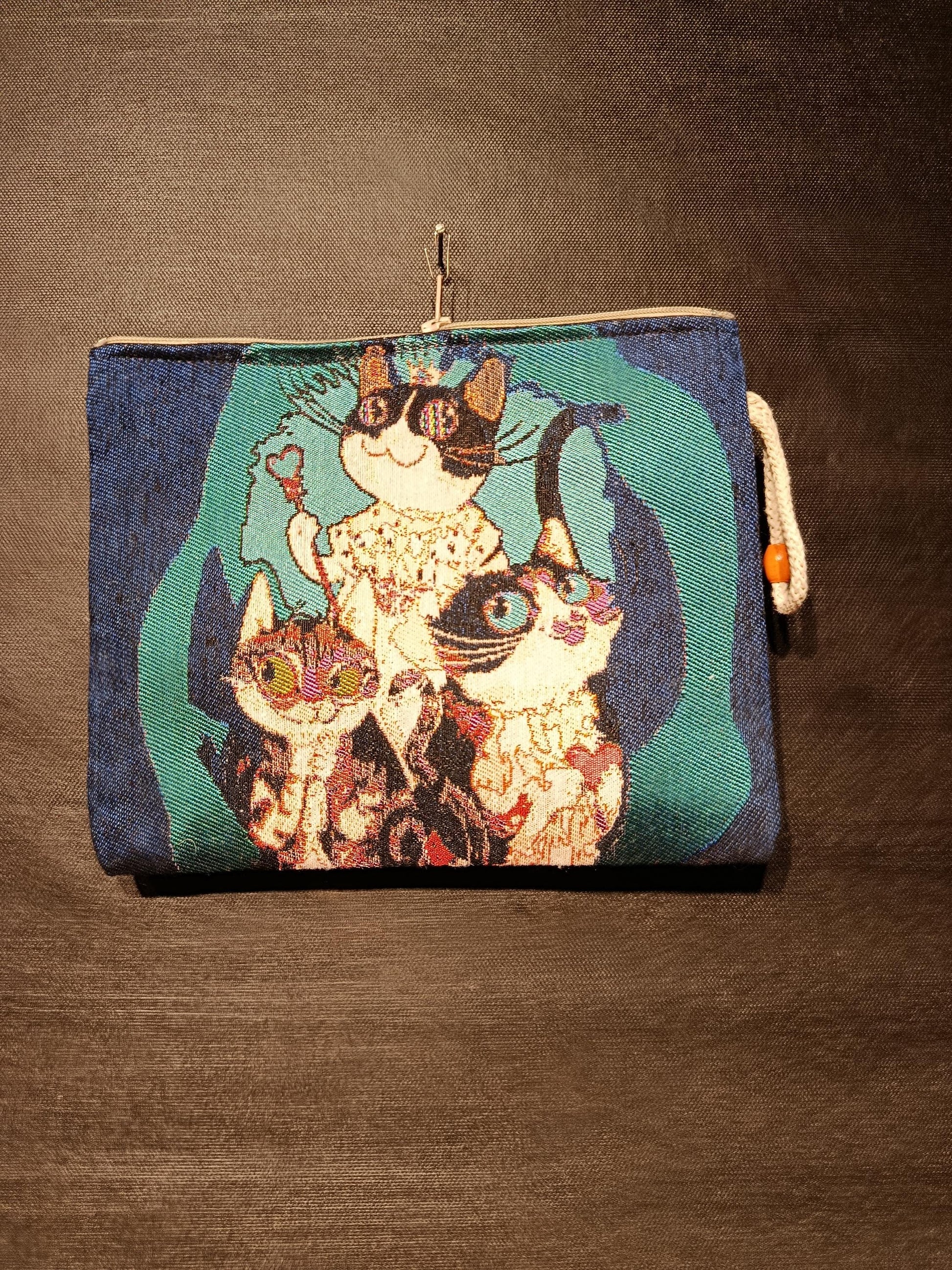 Blue Cat Tapestry Clutch: Turkish Gobelin Zip Bag with Rope Handle