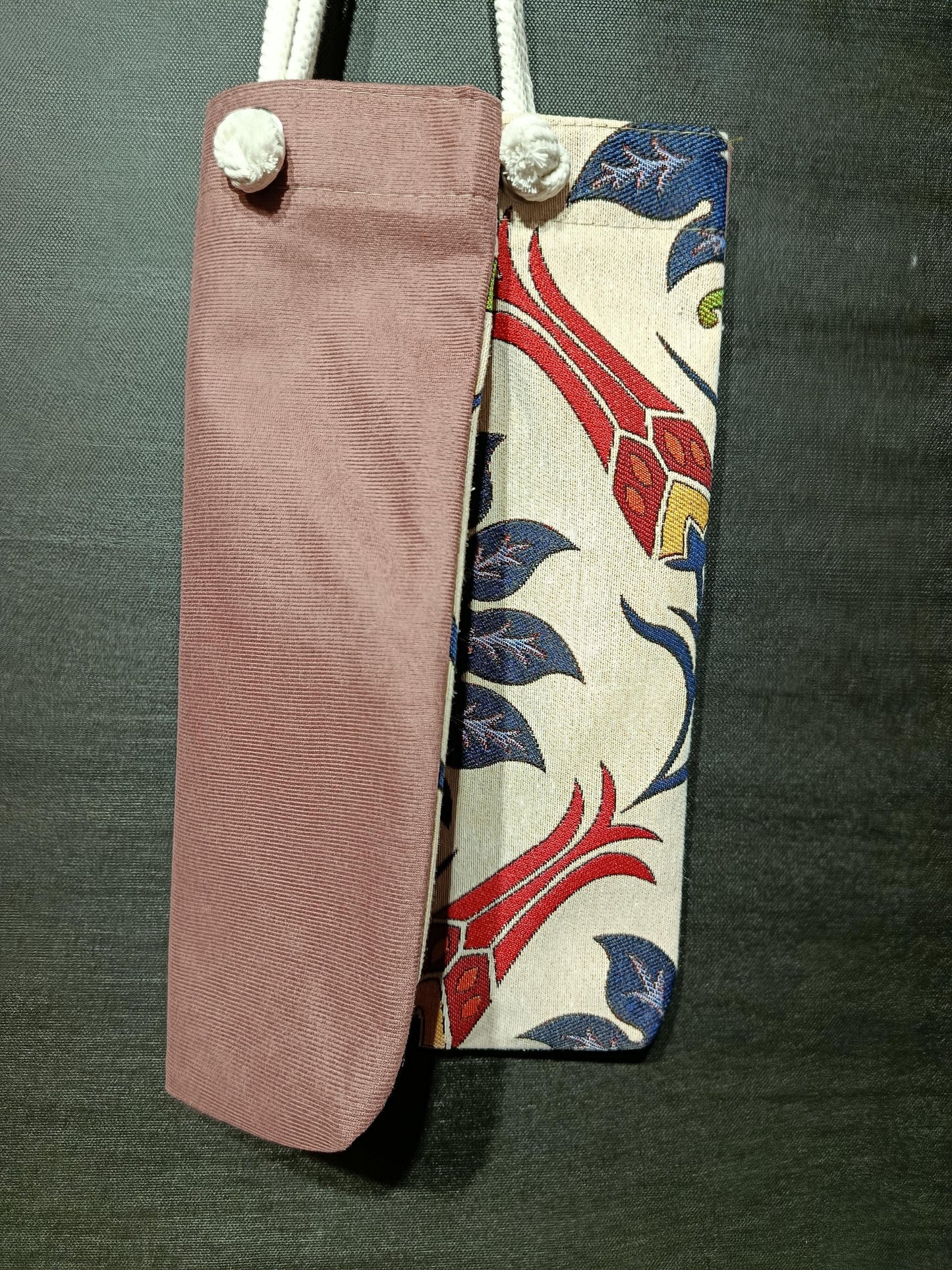Handmade Tulip Design Shoulder Bag: Organic Cotton Blend