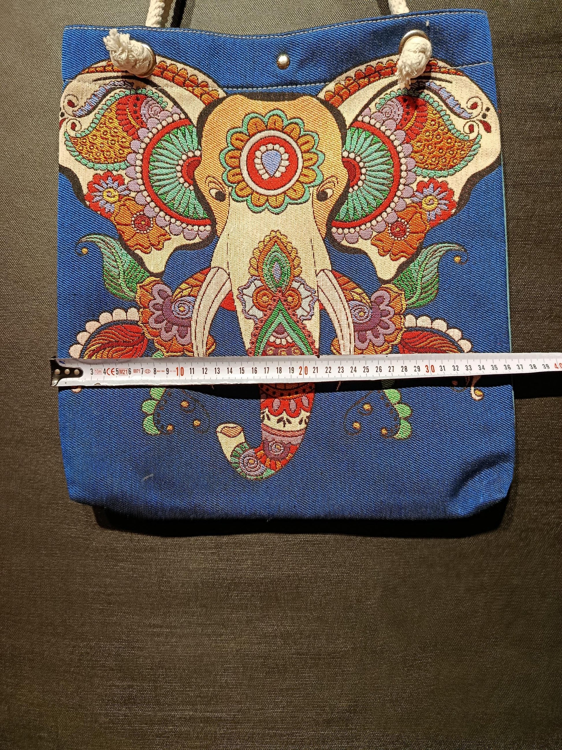 Handmade Elephant Design Shoulder Bag: Organic Cotton Blend