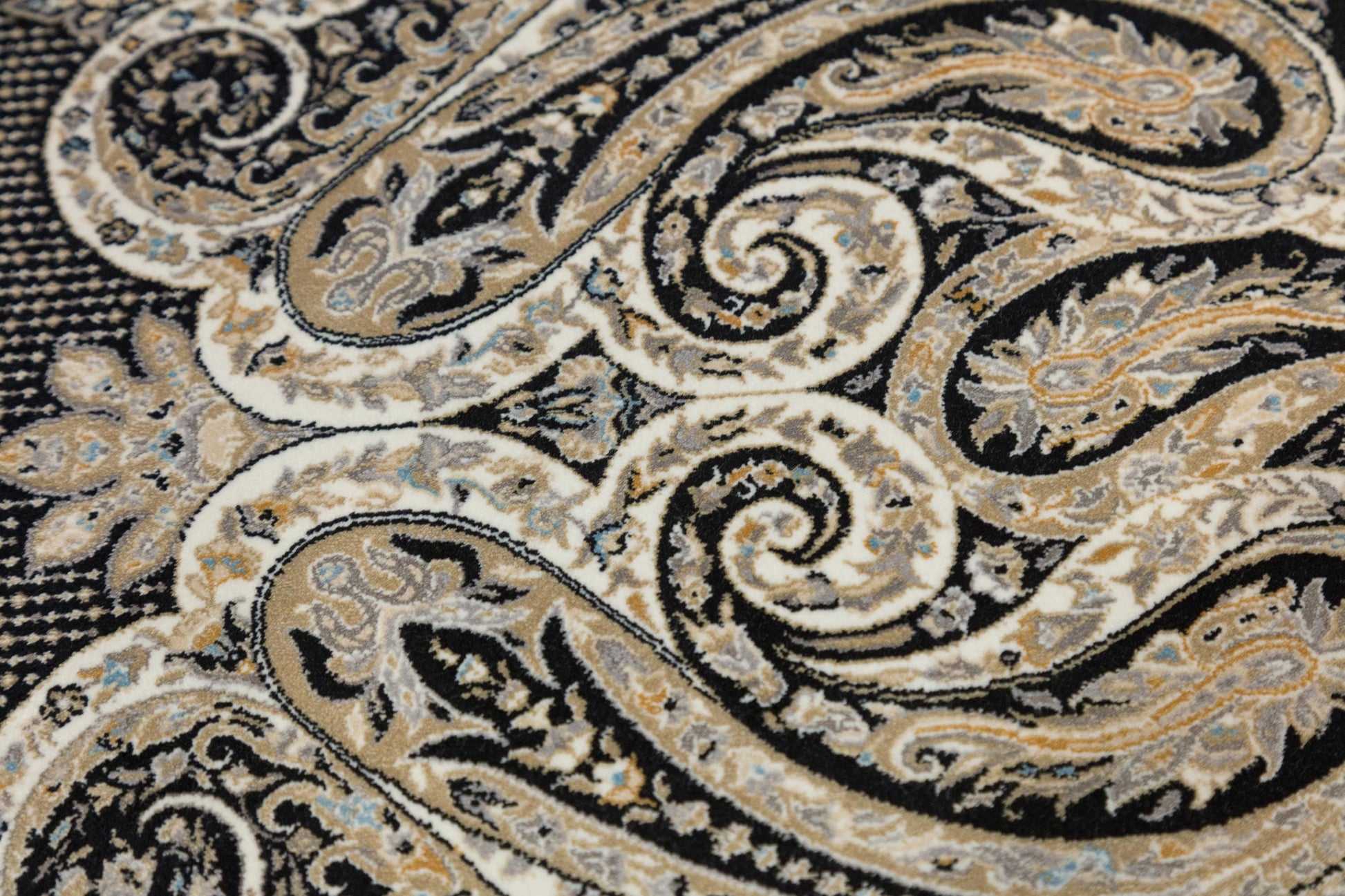 7x10 ft, Black Classic Silk Rug with paisley desing on the border, fine fringes