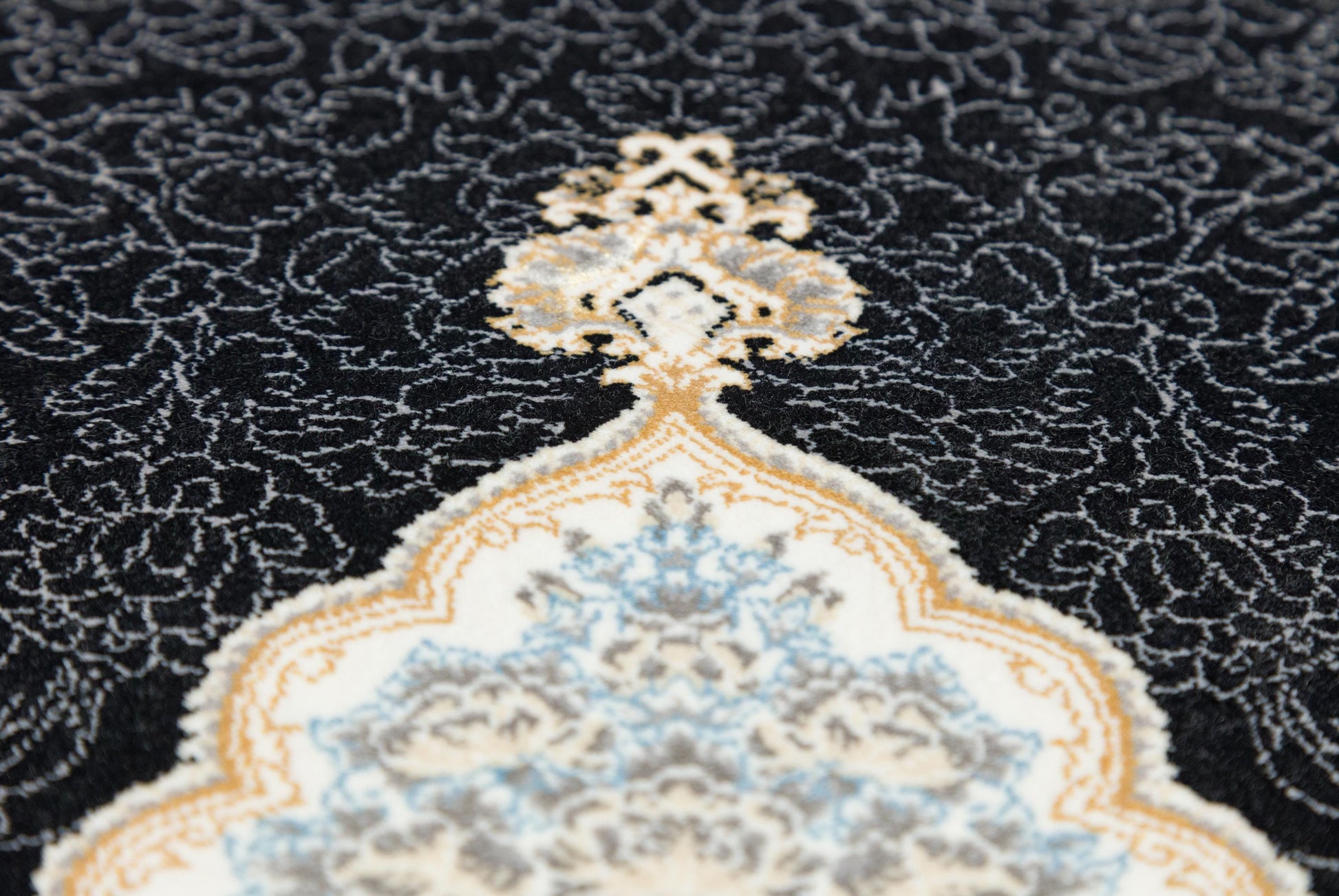 8x11 ft,  Black Classic Medallion Silk Rug: Oriental design carpet