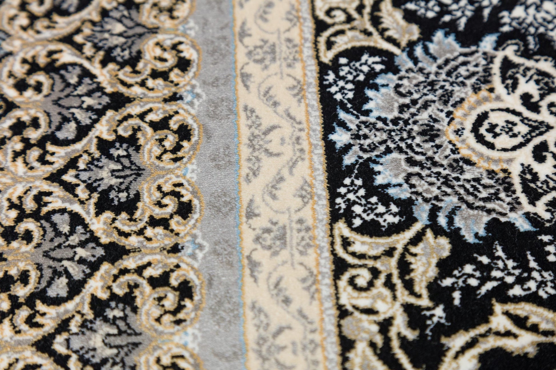 7x10 ft,  Black Classic Medallion Silk Rug: Oriental design carpet