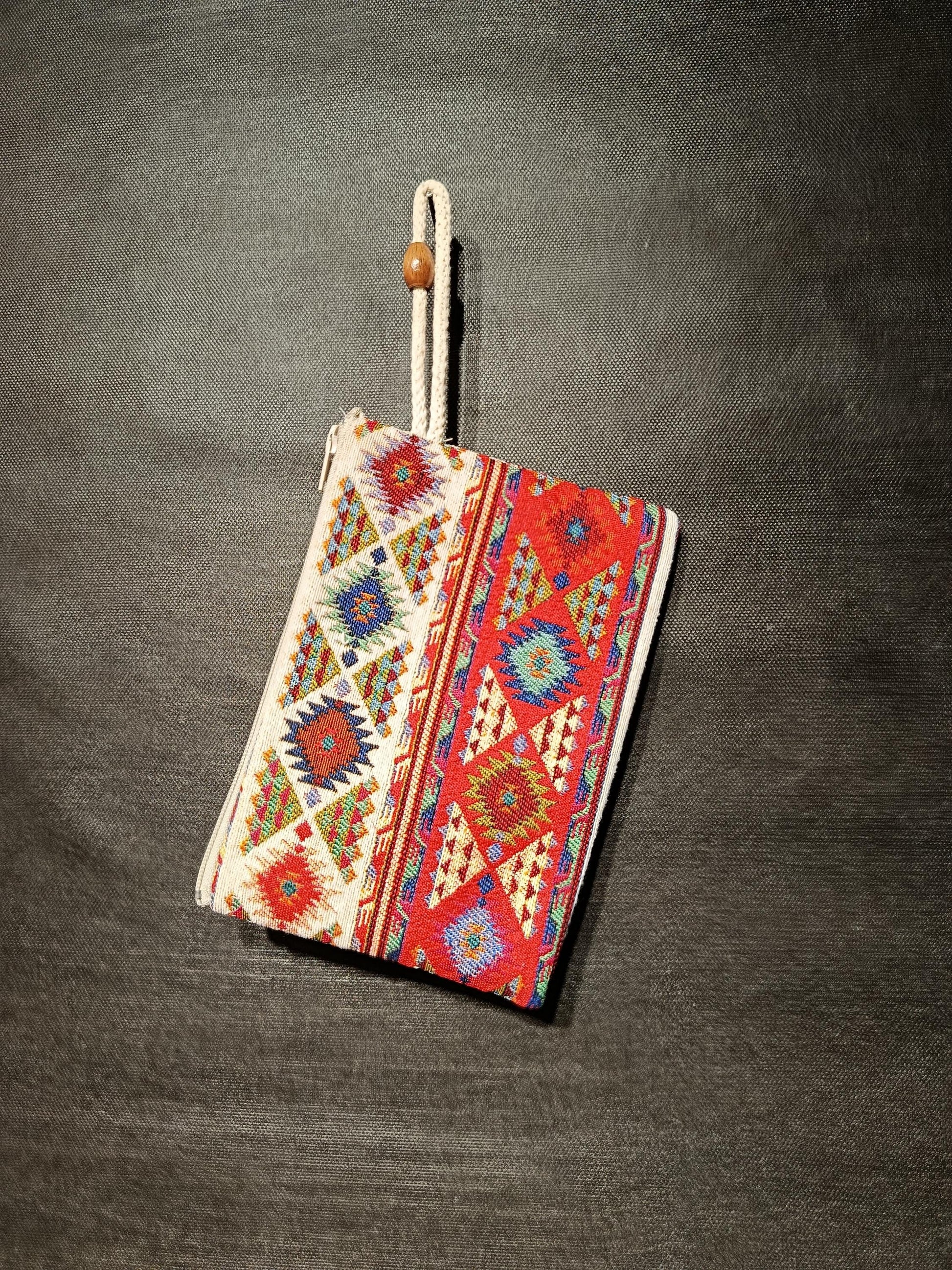 Handmade Gobelin Kilim Clutch – Tribal Patterned Tapestry Pouch – Small Boho Zipper Purse