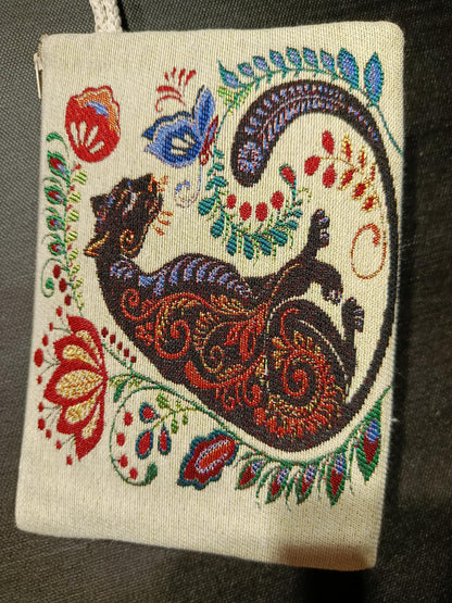 Handmade Gobelin Cat Clutch – Embroidered-Style Tapestry Purse with Floral Design – Boho Cat Zip Pouch