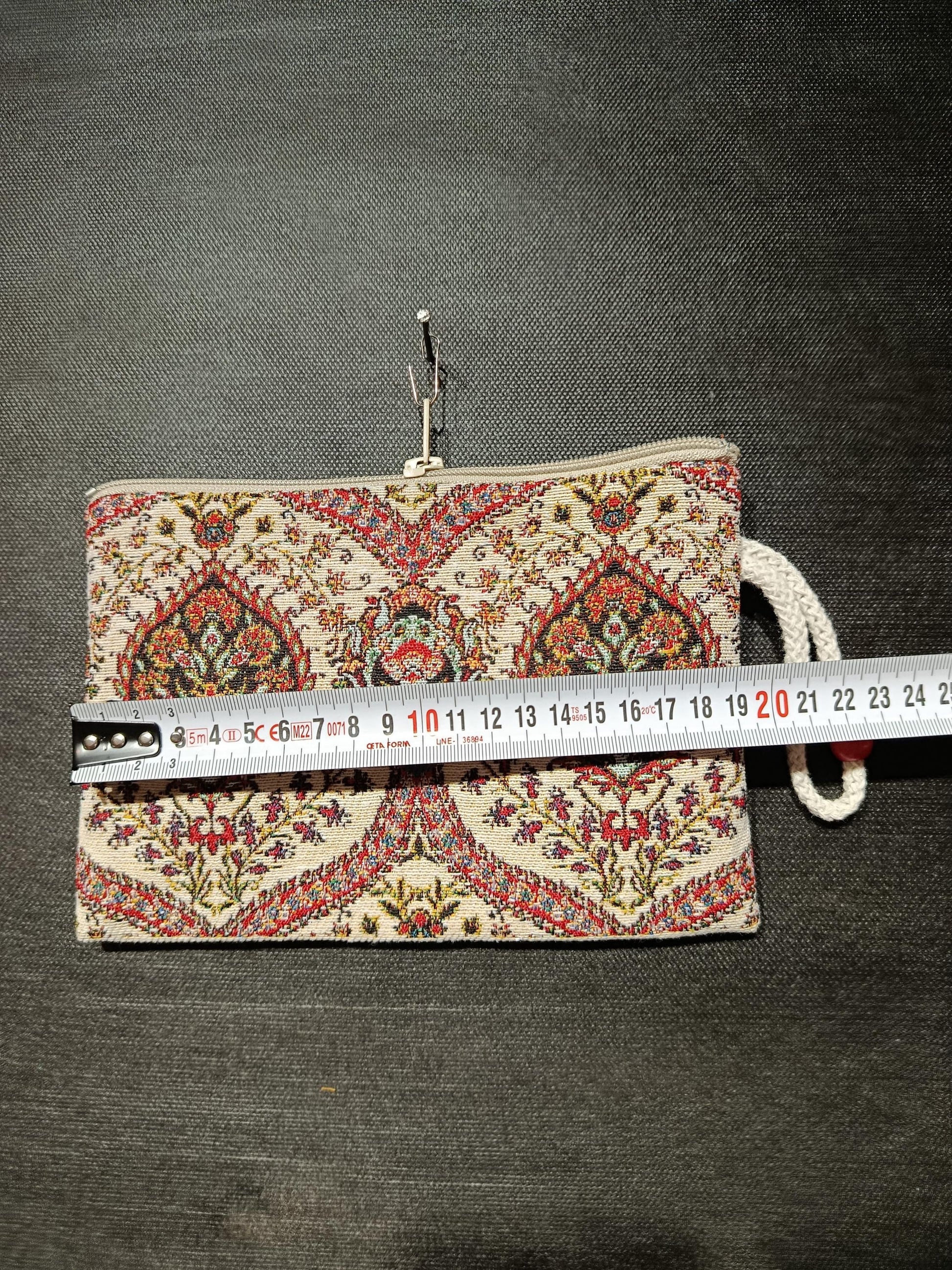 Persian Style Medallion Clutch – Gobelin Tapestry Zipper Pouch with Traditional Oriental Design