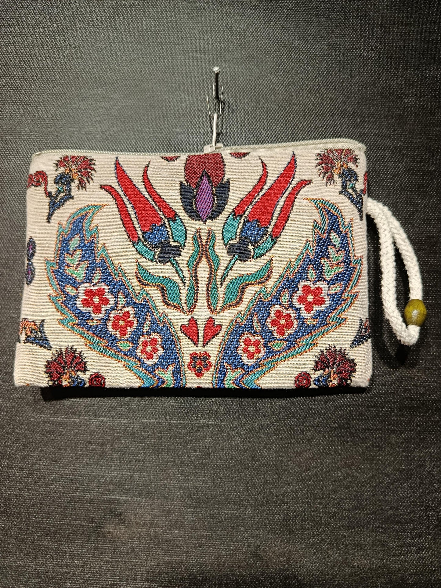 Ottoman Tulip Motif Clutch – Gobelin Fabric Zippered Pouch with Traditional Turkish Design