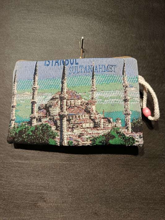 Sultanahmet Istanbul Tapestry Pouch – Turkish Souvenir Clutch with Blue Mosque Design