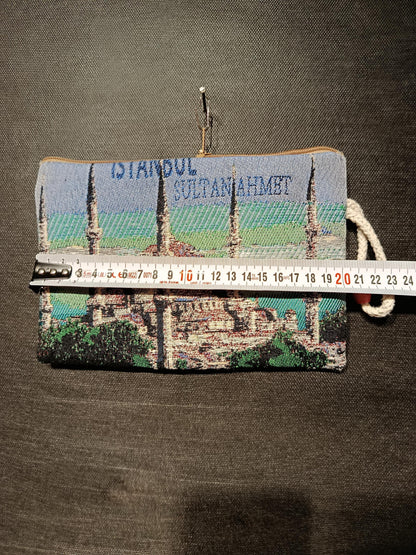 Sultanahmet Istanbul Tapestry Pouch – Turkish Souvenir Clutch with Blue Mosque Design