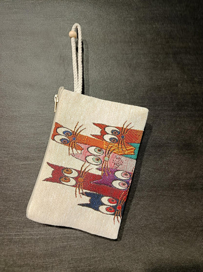 Colorful Cat Tapestry Pouch – Whimsical Feline Clutch Bag from Türkiye