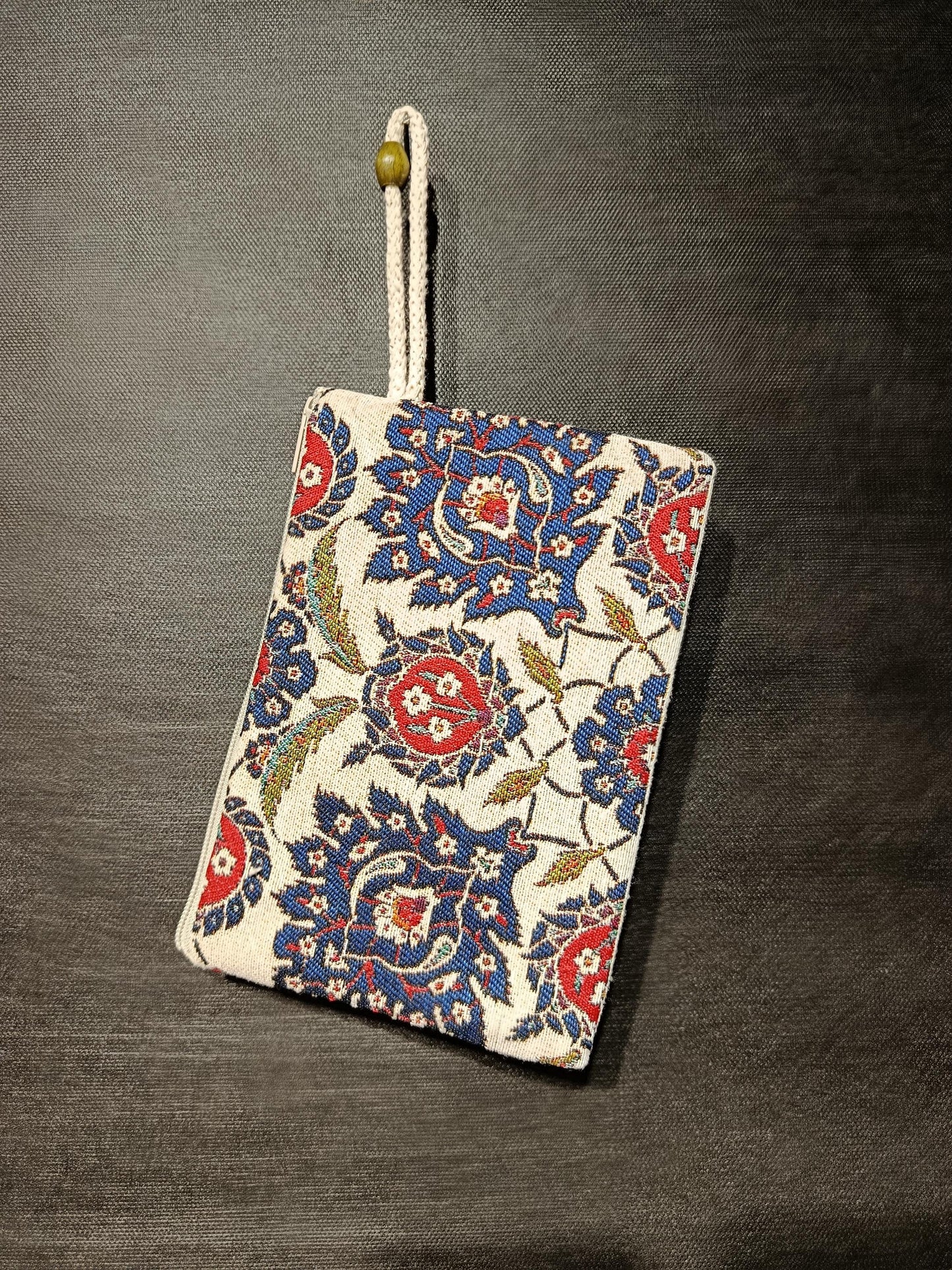 Traditional Floral Gobelin Tapestry Pouch – Turkish Zippered Purse with Ottoman Design