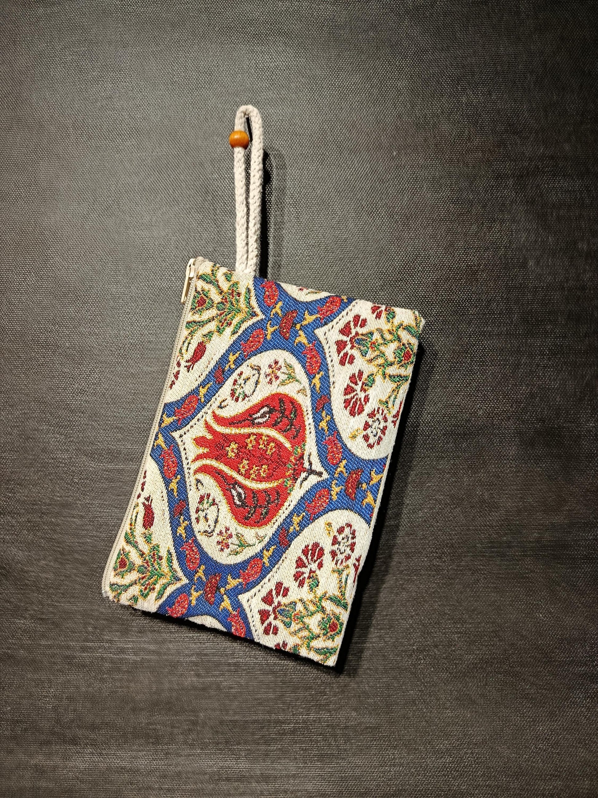 Turkish Tulip Gobelin Fabric Pouch – Ottoman Clutch, Made in Türkiye