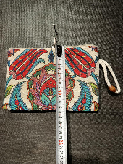 Turkish Tulip Pattern Zipper Pouch – Gobelin Tapestry Clutch Bag, Made in Türkiye