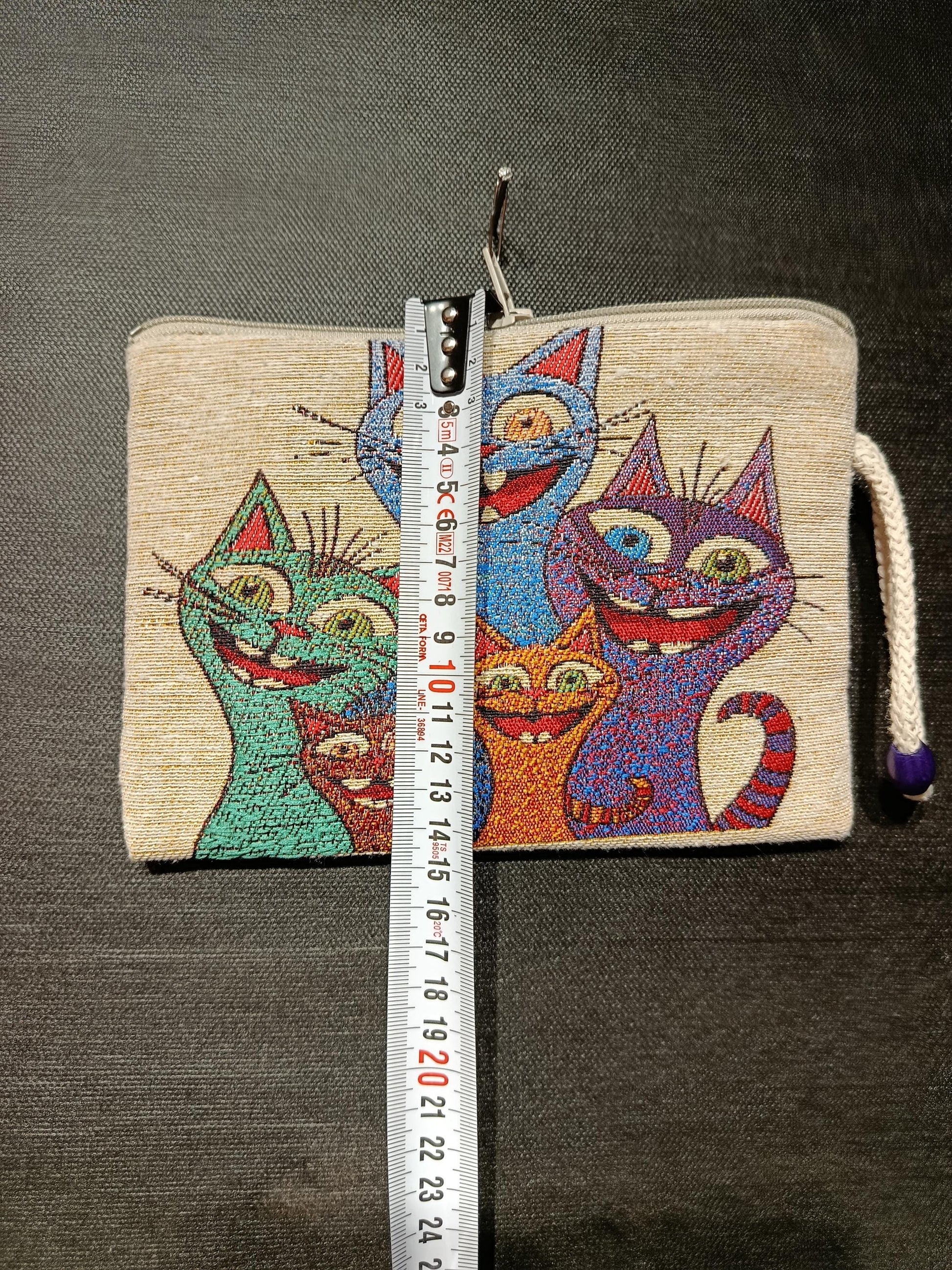 Colorful Cat Tapestry Clutch – Quirky Zip Pouch with Cartoon Cat Print & Wrist Strap
