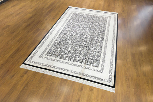 7x10 ft, Classic Black Silk Rug: Oriental black fine carpet with Fringes