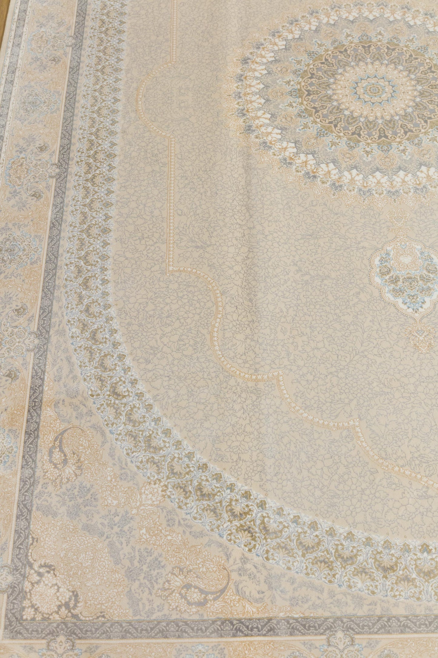 5x7 ft, Beige Classic oriental medallion Silk Rug