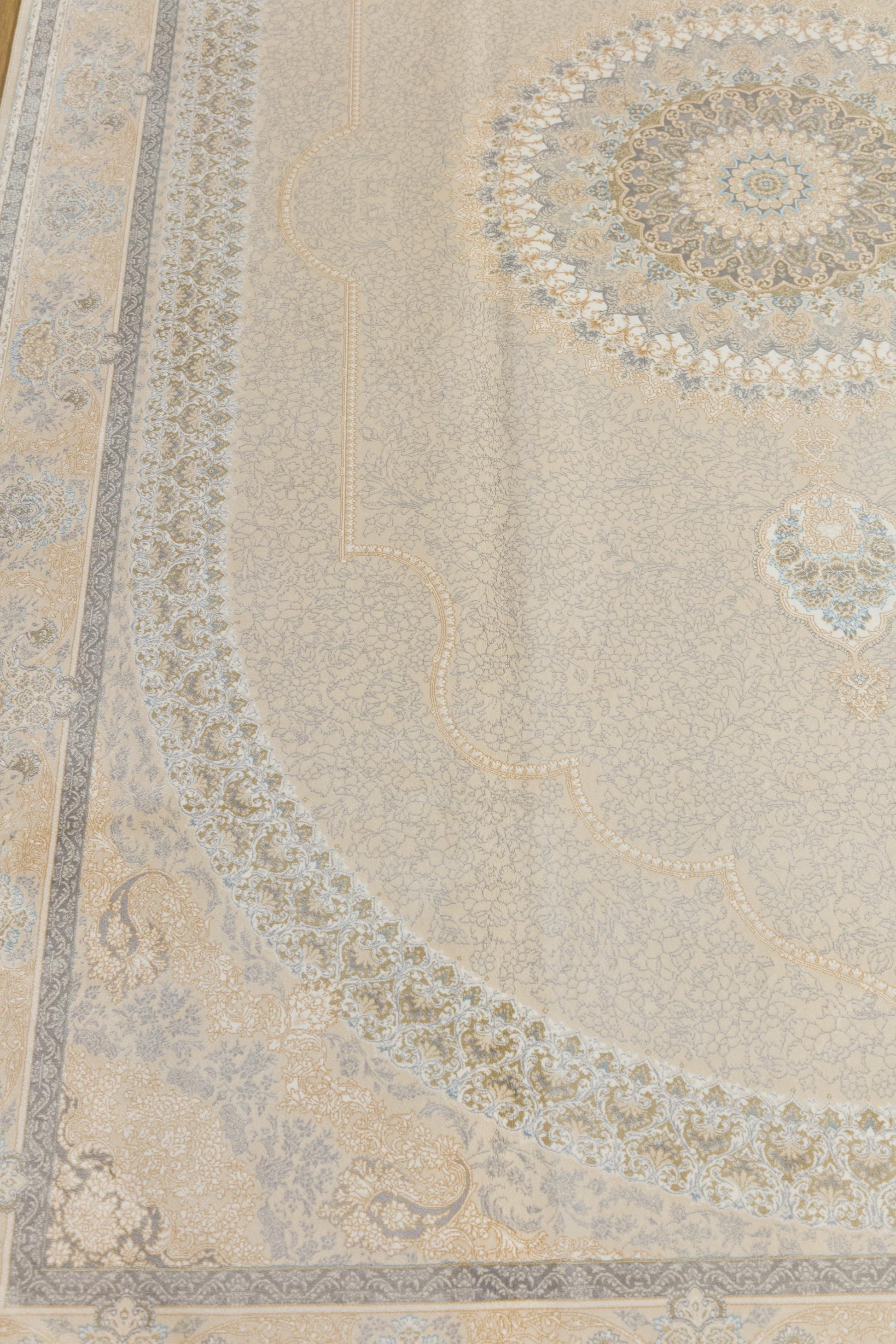 5x7 ft, Beige Classic oriental medallion Silk Rug