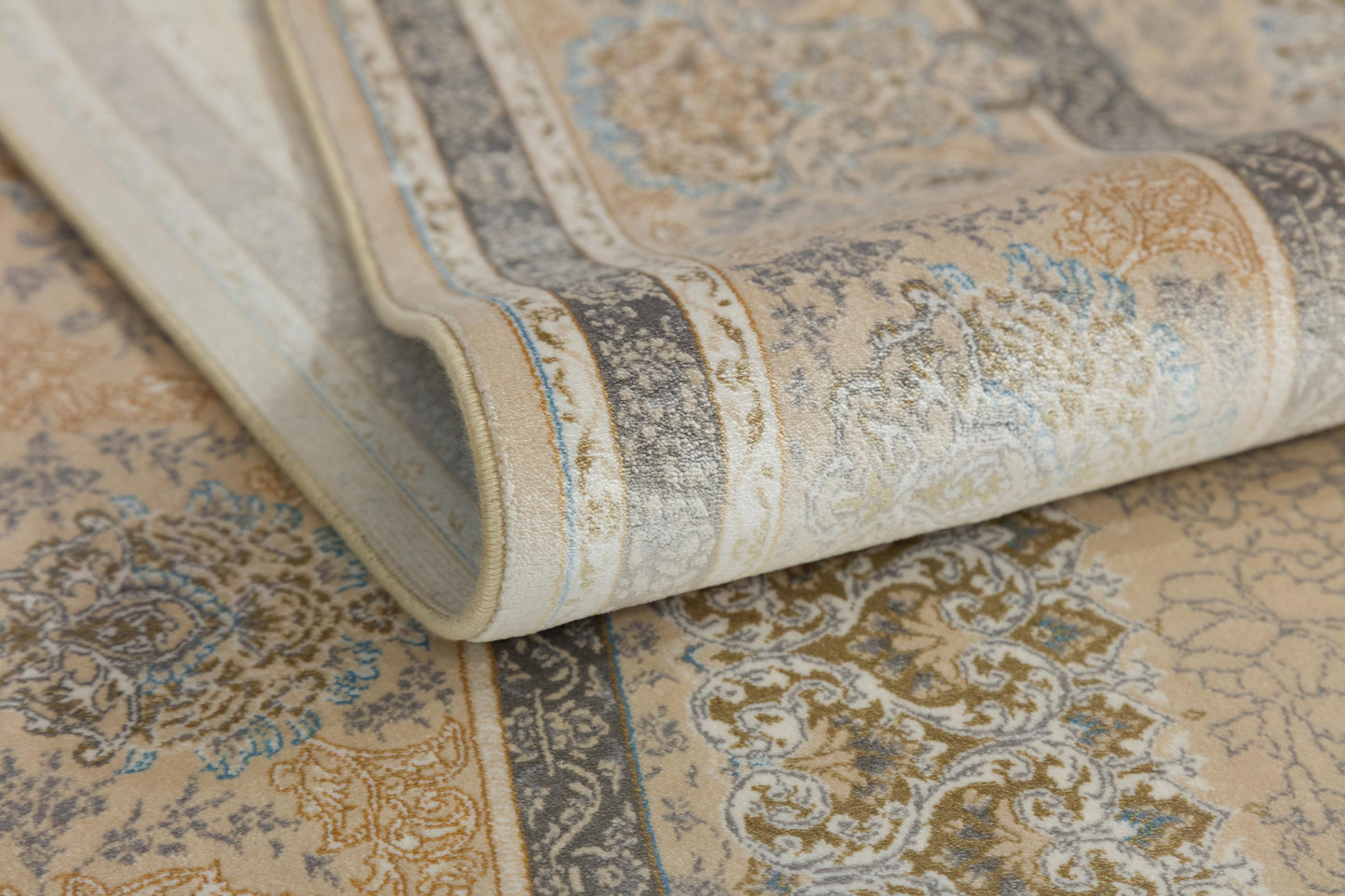5x7 ft, Beige Classic oriental medallion Silk Rug