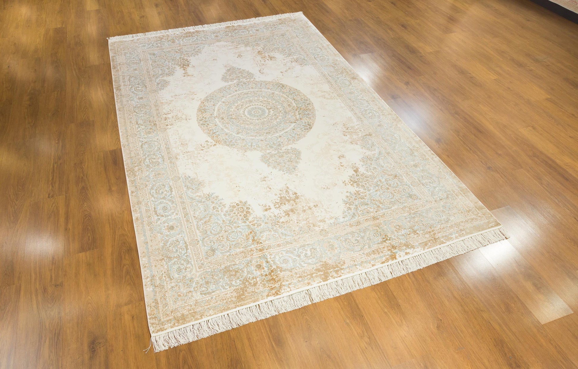 7x10 ft, Beige medallion classic Silk rug with fine tassels
