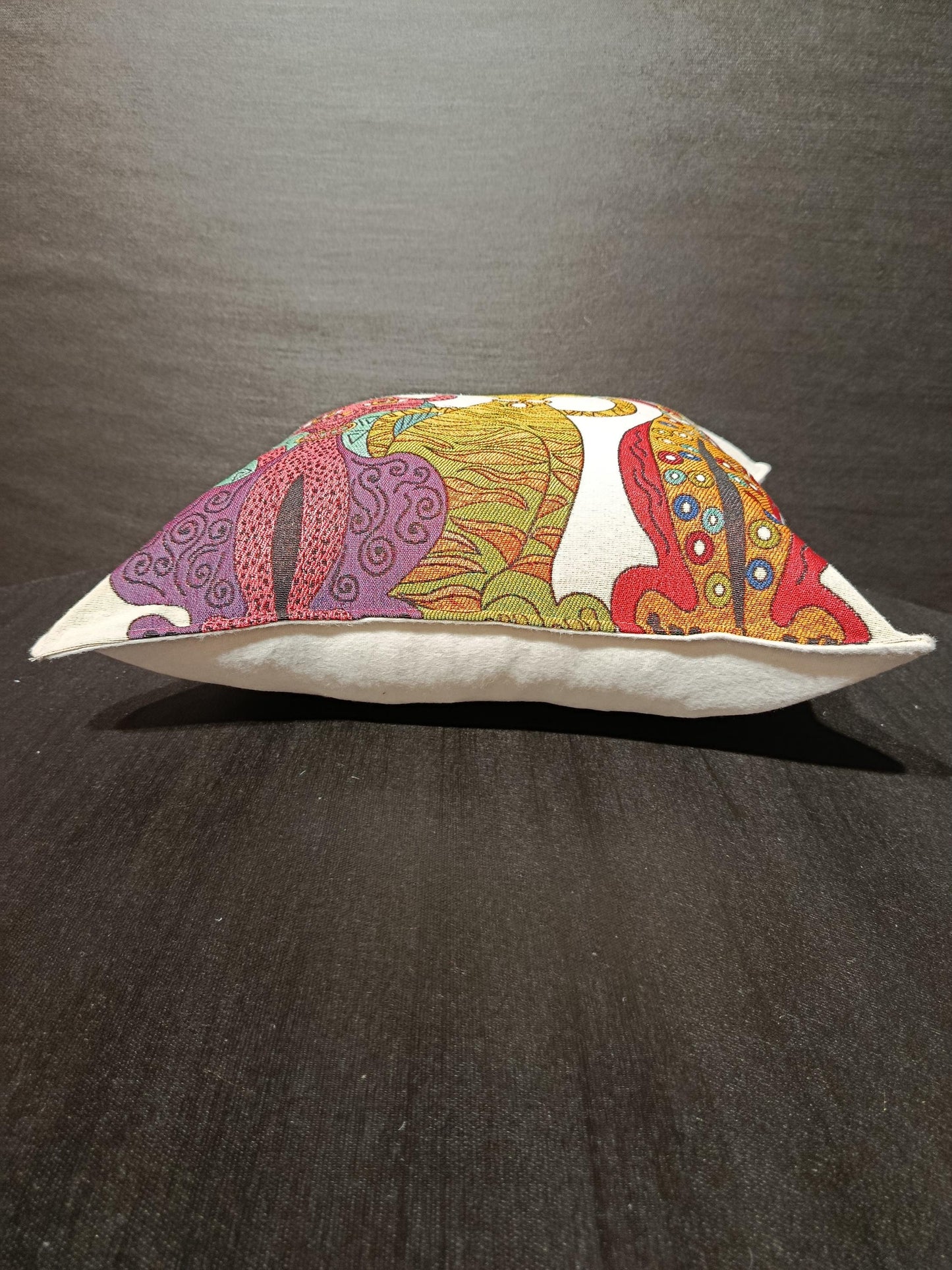 Gobelin Tapestry Cat Pillow Cover: Whimsical Colorful Pet Decor