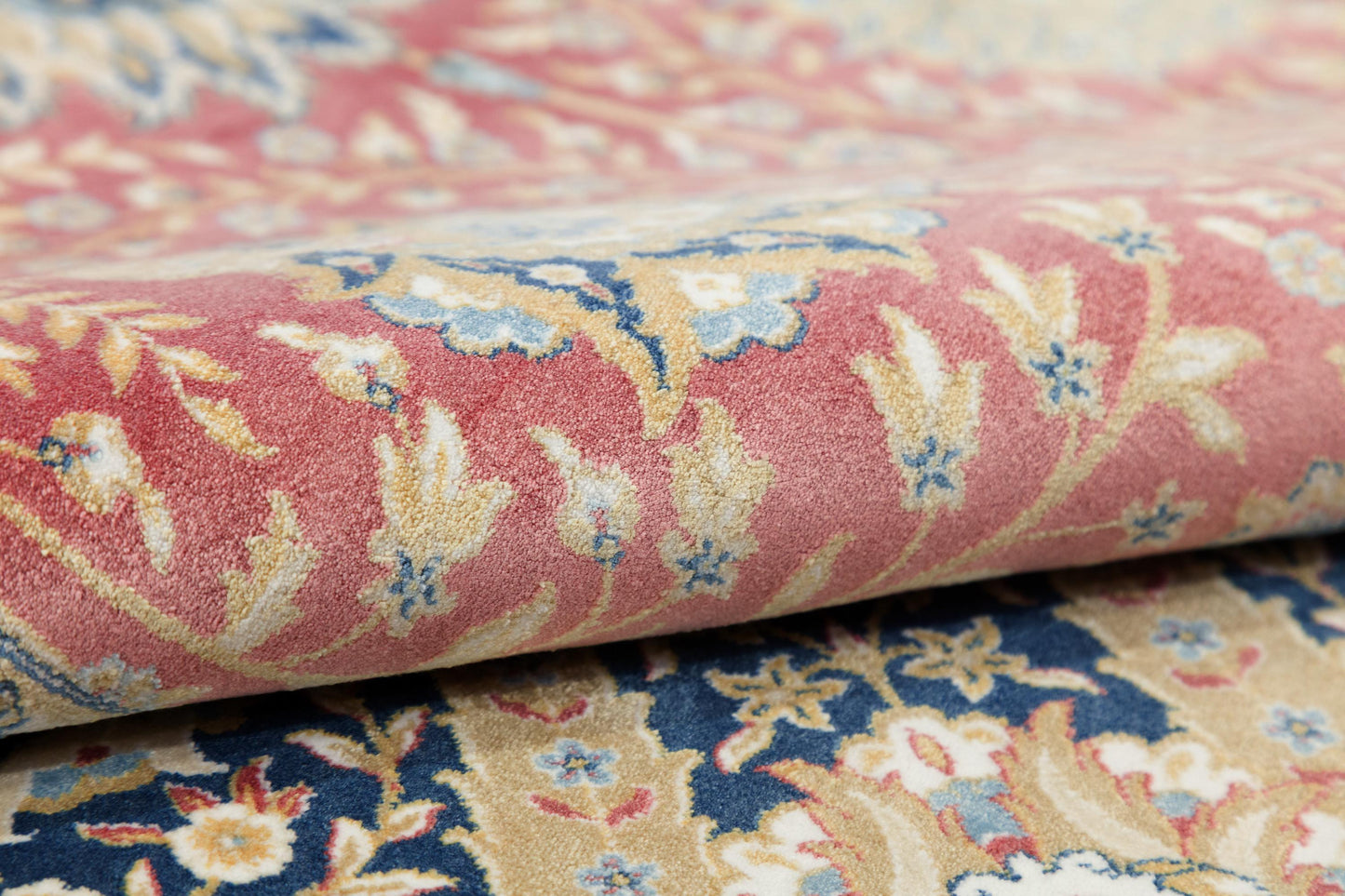 7x10 ft, Classic red oriental Silk Rug: Bamboo Yarn, fine Fringes