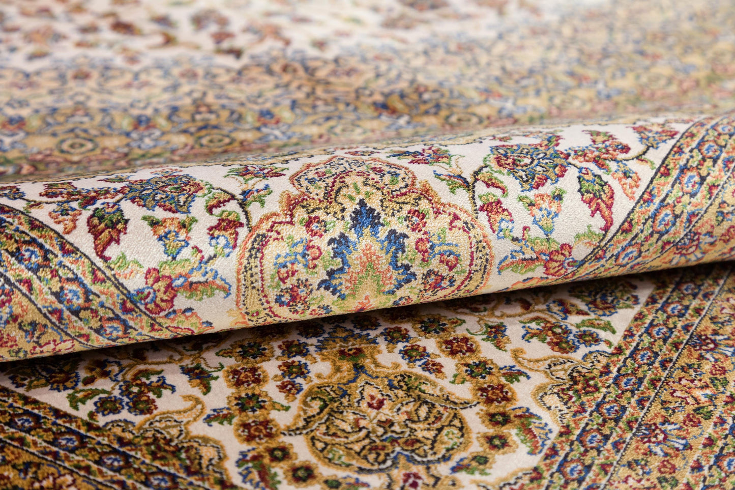 7x10 ft, Beige Classic oriental medallion Silk Rug made with viscose yarn