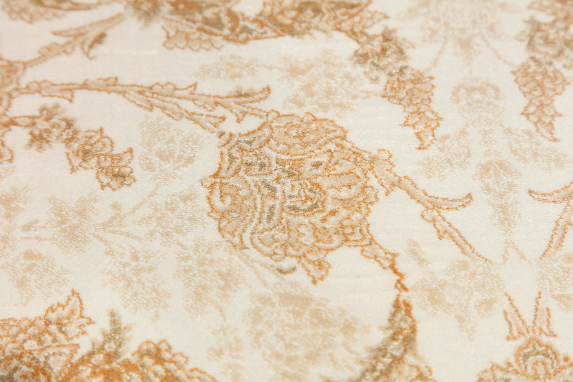 7x10 ft, Beige Floral Classic Silk Rug: Oriental carpet with fine tassels