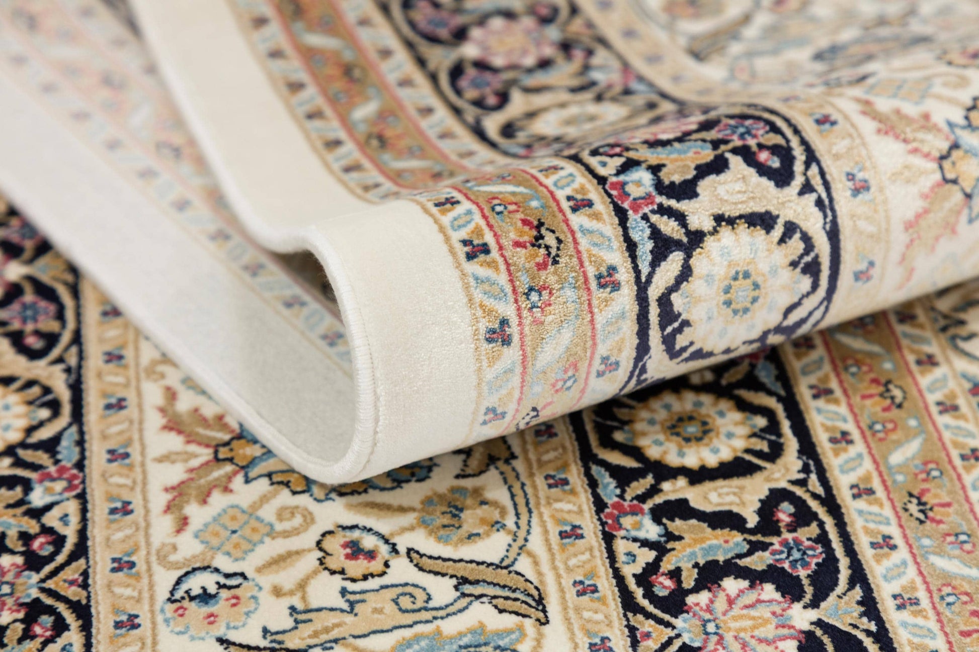 8x11 ft, Classic Blue Silk Rug: Oriental blue fine carpet with Fringes