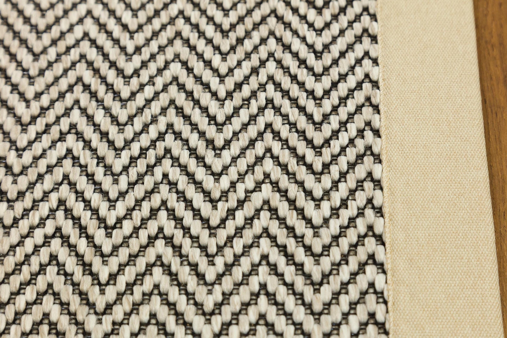 Modern Light Beige Area Rug: Cream Border, Herringbone Flatweave