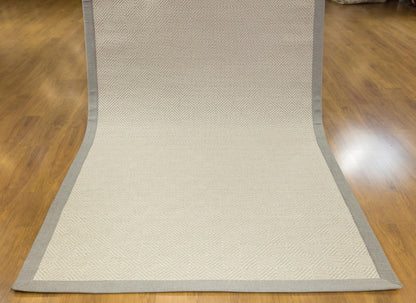 Modern Cream Flatweave Rug: Gray Border Diamond Pattern Area Rug