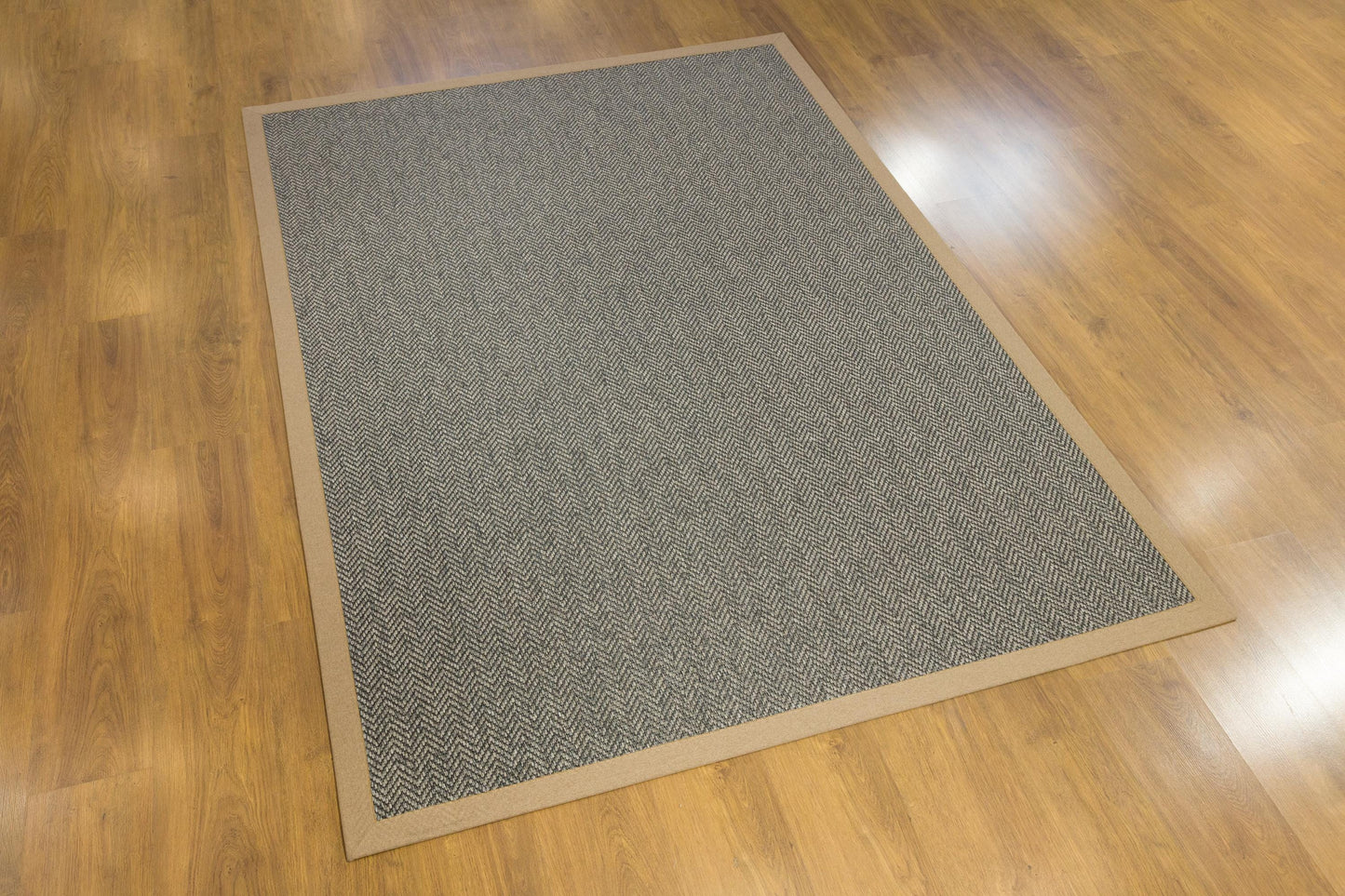 Modern Herringbone Flatweave Rug: Tan Border, 5x7 Area Carpet