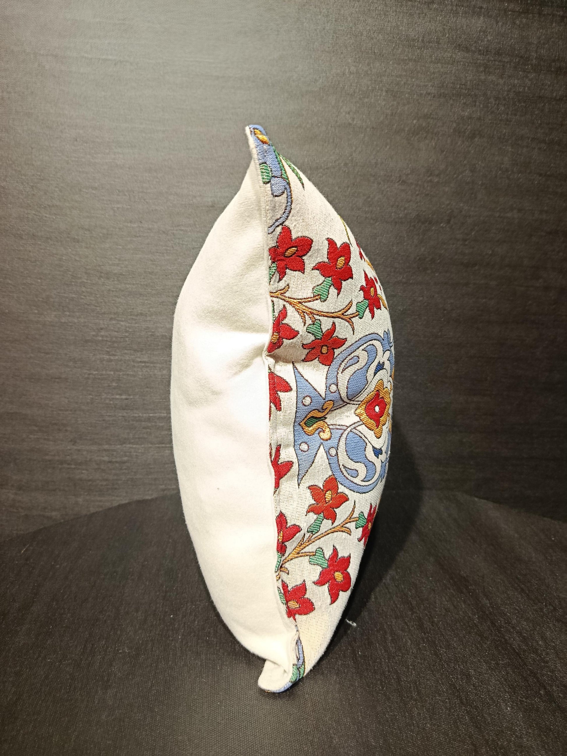 Embroidered Ottoman Vase Pillow Cover: Turkish Floral Cushion, Handmade