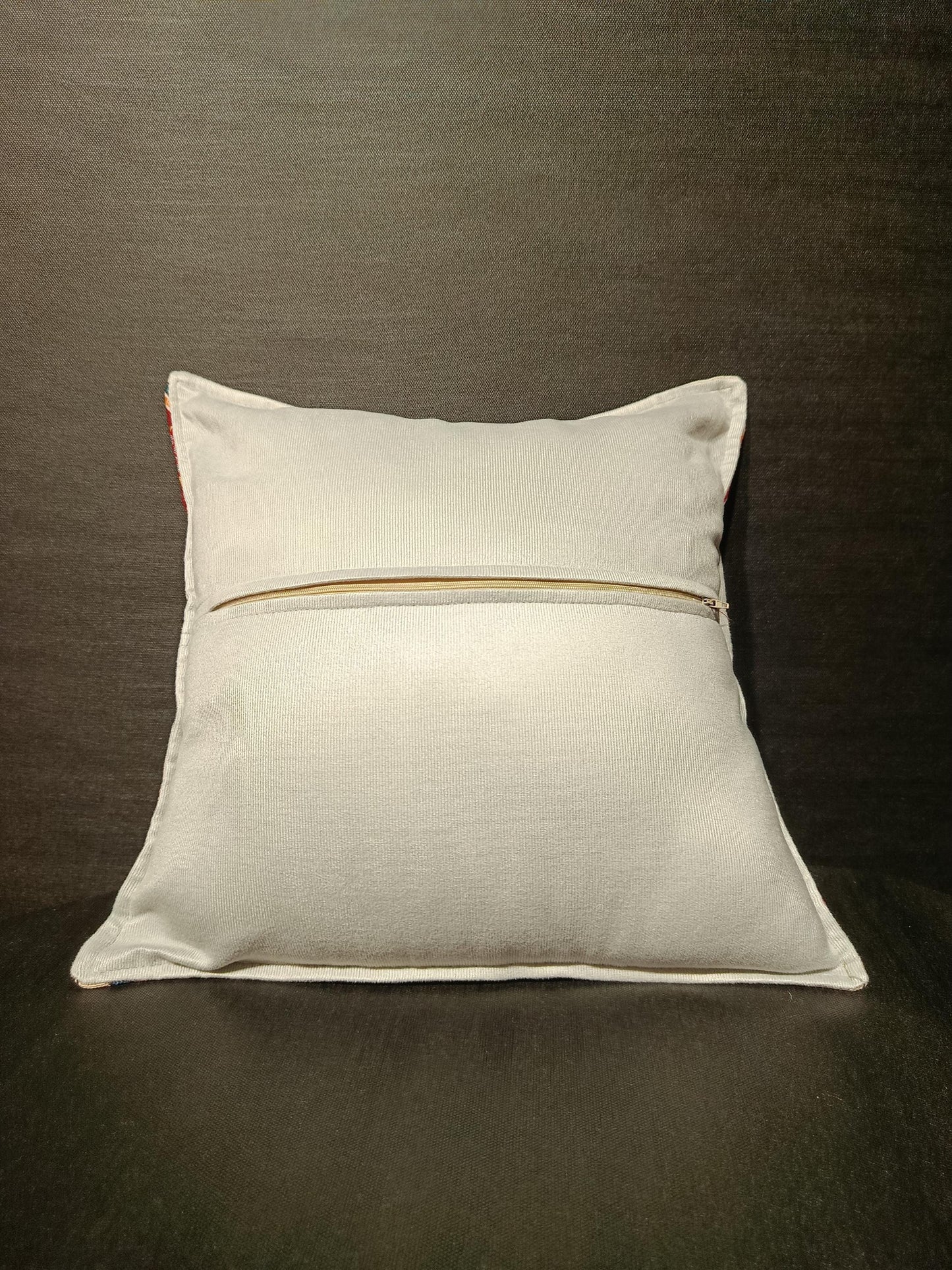 Paisley Gobelin Cushion Cover: Jacquard Floral Tapestry Pillow - 40x40 cm