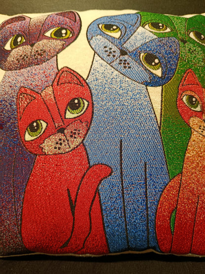 Expressive Cat Tapestry Cushion Cover: Colorful Gobelin Pillow, 40x40cm