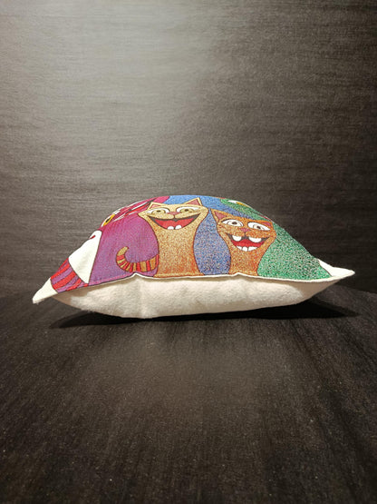 Smiling Cats Cushion Cover: Colorful Gobelin Tapestry Pillow, Playful Cat Lover Decor