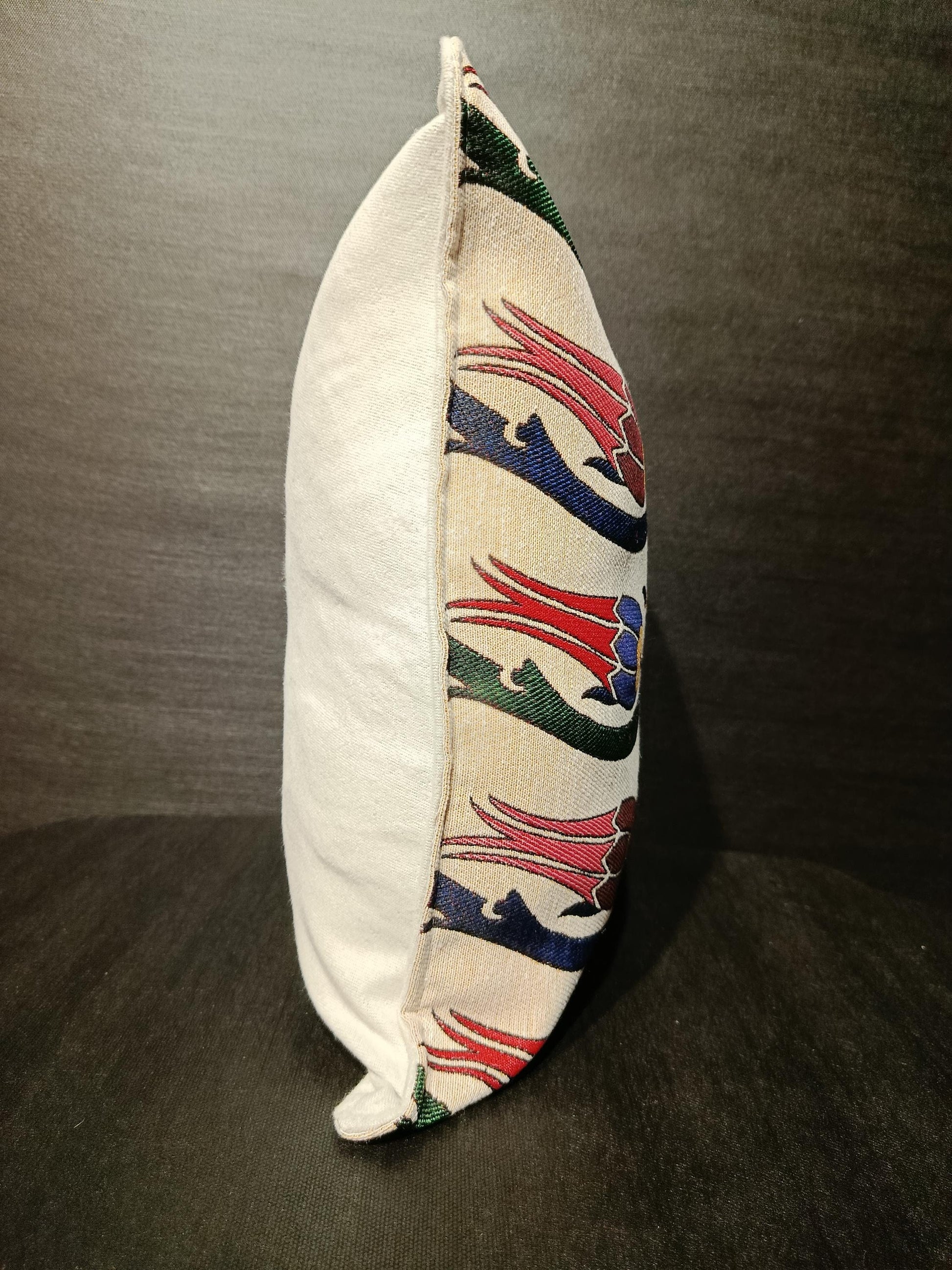 Gobelin Tapestry Pillow Cover: Turkish Tulip Floral Ottoman Cushion