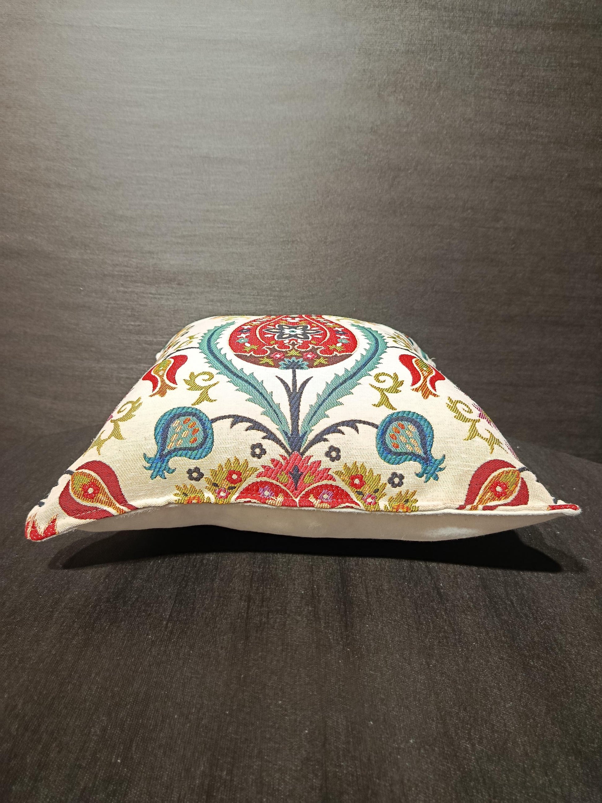 Red Tulip Ottoman Cushion Cover: Gobelin Jacquard Turkish Pillow